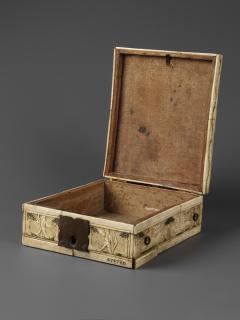 Box (boite) (Front, open)