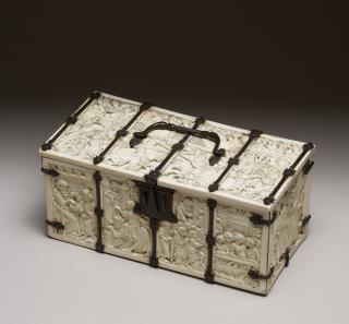 Casket (coffret) (Front)
