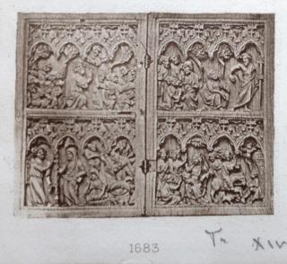 Diptych, 2 registers, 4 arches across (frise d'arcatures) (Front)