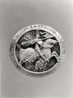 Round medallion (médaillon) (Front)