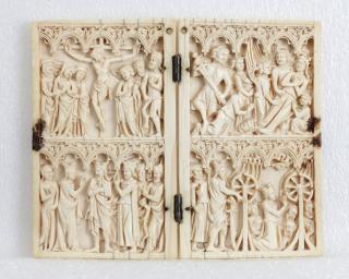 Diptych, 2 registers, 3 full and 2 half arches across (frise d'arcatures) (Front)