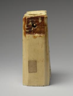 Head of crozier (fragment; crosse; colonnettes) (Side)