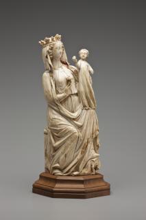 Statuette (Front)