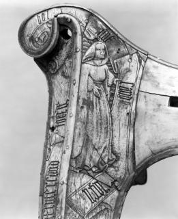 Saddle (selle) (Left side, detail)