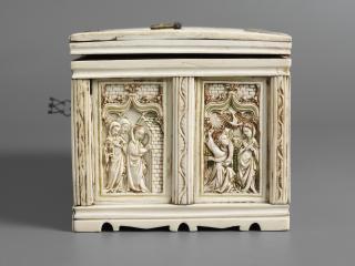 Casket, with ogee arches (coffret) (End, right)
