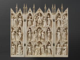 Triptych with gables, 3 registers, with arches across (frise d'arcatures; colonnettes) (Front, open)