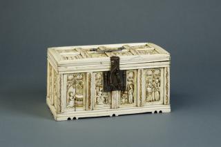 Casket, with ogee arches (coffret) (Body, front)