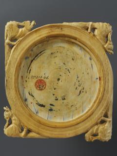 Mirror case, 2 registers, with arches and band of rosettes (valve de miroir; frise d'arcatures; colonnettes; décor de roses) (Back)