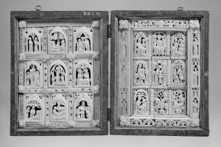 Openwork diptych, 3 registers, 3 arches across (frise d'arcatures; colonnettes; ajouré); known as the portable altar of king Christian I (Front)