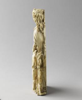 Relief (appliqué) (Side)