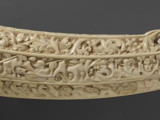 Hunting horn (oliphant) (Detail, side 1)
