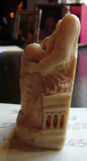 Statuette (reliquary?) (Side)