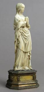 Statuette (Front)