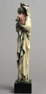 Statuette (Side)