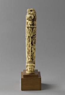 Dagger handle (Side)