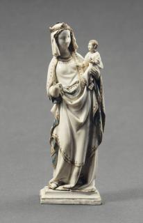 Statuette (Front)