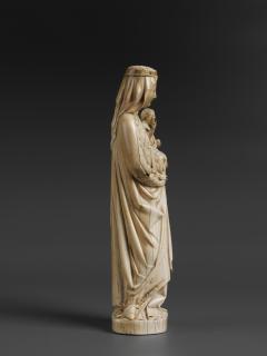 Statuette (Side)
