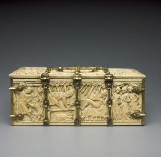 Casket (coffret) (Body, back)
