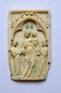 Wing, left (fragment of a diptych), 1 register, 1 arch across (plaquette) (Front)