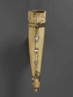 Hunting horn (oliphant) (y)