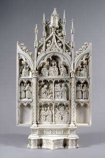 Triptych, 3 registers, with arches (tabernacle; colonnettes; frise d'arcatures) (Front, open)
