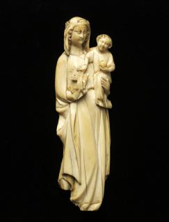 Relief (appliqué) (Front)