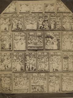 27 panels (fragments of a box with a pitched lid), 1 register, 1 ogee arch across (Group, front)