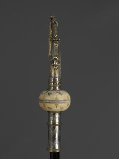 Head of crozier (crosse); double-sided panel, 1 register, 1 trefoil arch across (colonnettes) (Back)