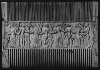 Comb (peigne double) (Side 1)