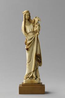 Relief (appliqué) (Front)