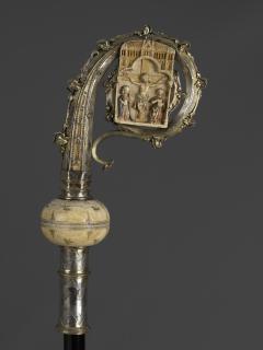 Head of crozier (crosse); double-sided panel, 1 register, 1 trefoil arch across (colonnettes) (Side 2)