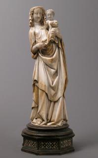 Statuette (Front)