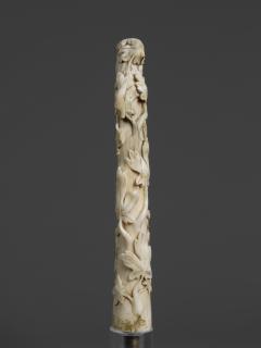 Head of crozier (crosse) (Side)