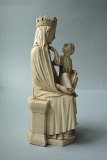 Statuette (Side)