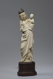 Statuette (Front)
