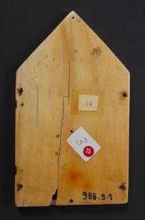 Gabled centre panel (fragment of a triptych or polyptych), 1 register, 1 arch across (Back)
