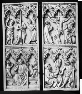 Diptych, 2 registers, 3 arches across (frise d'arcatures) (Front)