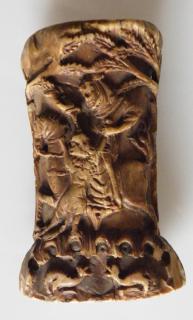 Sword handle or dagger handle (?) (Side)