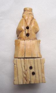 Statuette (Back)