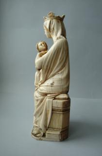 Statuette (Side)