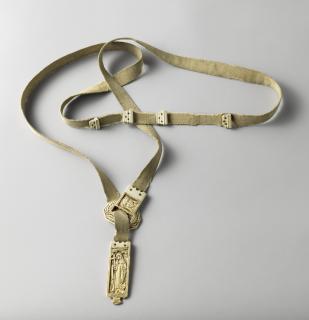Belt with ivory buckle, pendant and stops (ceinture)