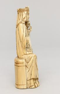 Statuette (Side)