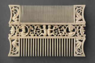 Openwork comb (peigne double ajouré) (Side 2)