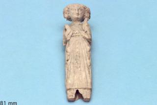 Hair parter or knife handle (gravoir; manche de couteau) (Front)
