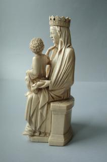 Statuette (Side)