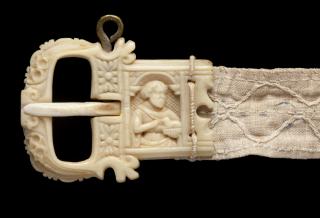 Belt buckle (ceinture) (Front)