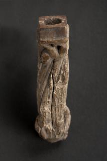 Hair parter (gravoir) or knife handle (manche de couteau) (Bottom)