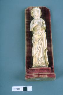 Relief (appliqué) (Front)