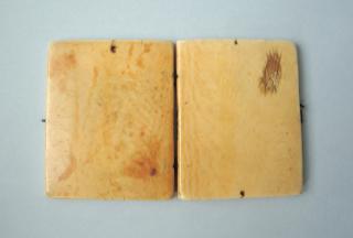 Diptych, 1 register, 3 arches across (frise d'arcatures; plaquettes) (Back)