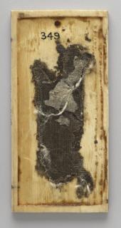 Writing tablet, 1 register, 1 arch across (plaquette; tablette à écrire) (Back)